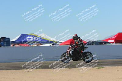 media/Nov-06-2023-Moto Forza (Mon) [[ce023d0744]]/4-Beginner Group/Session 4 (Finish Line Checker)/